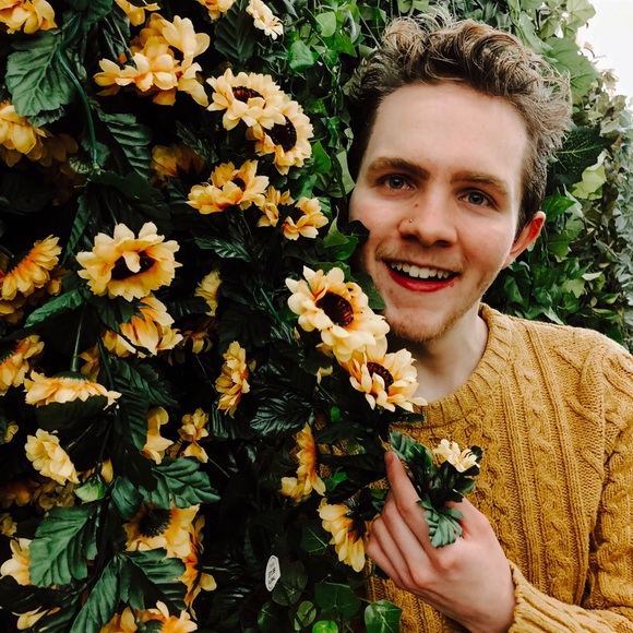 Meet your Posher, Sean - Picture 1 of 1